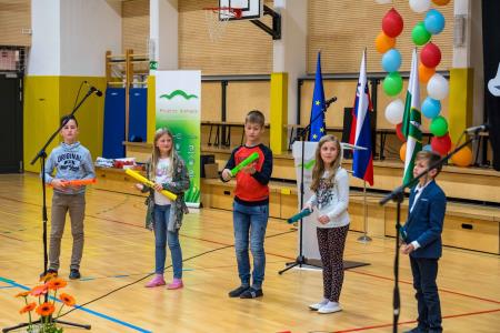 Prireditev – Pozdravljena OSNOVNA ŠOLA ZAGRADEC 59